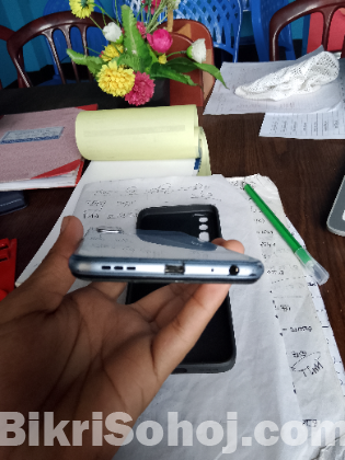 Vivo y12